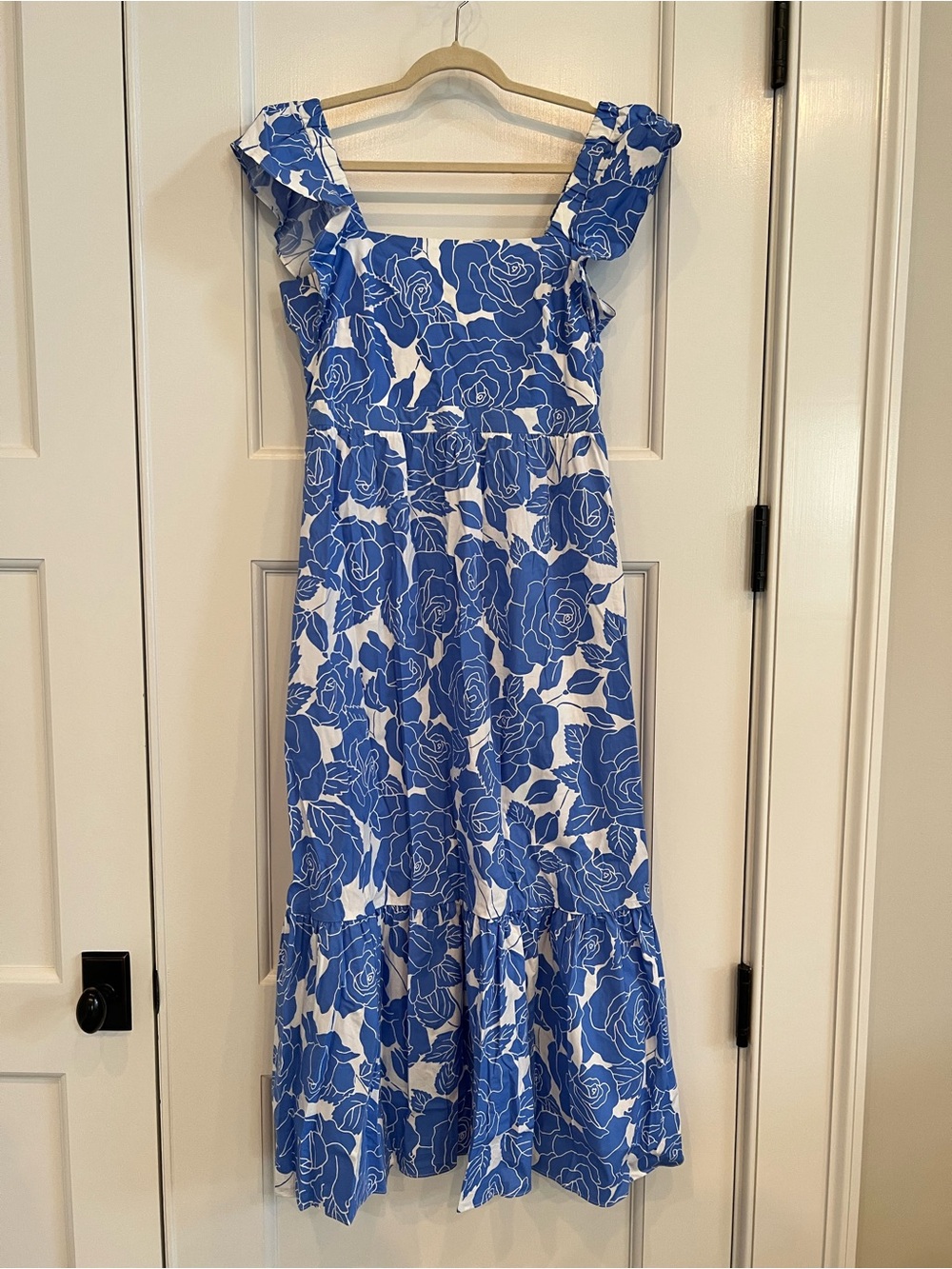 London Times Blue and White Floral Dress
